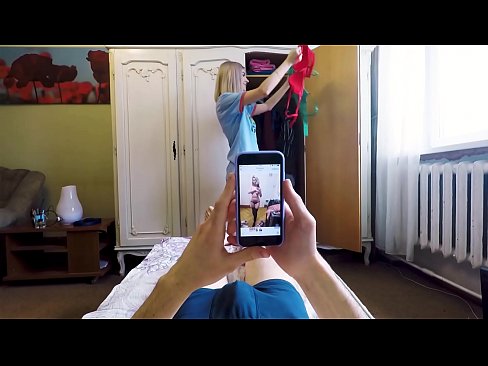 ❤️ Stepsister għamel lil ħuha jiġbor eżatt qabel ma daħlet id-dar ️❌ Porno f'mt.hdpornpics.ru ❌️